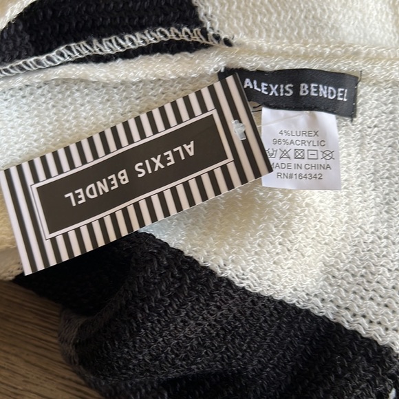 Two Piece PONCHO - Picture 11 of 14